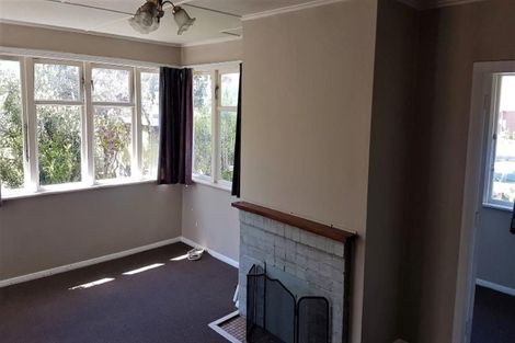 Photo of property in 33 Jillett Street, Titahi Bay, Porirua, 5022