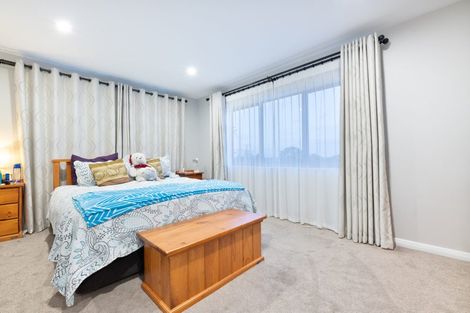 Photo of property in 218 Metcalfe Road, Ranui, Auckland, 0612