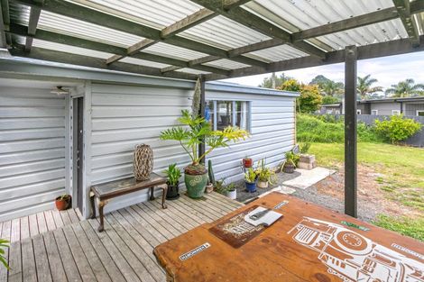 Photo of property in 13 Willow Grove, Tairua, 3508
