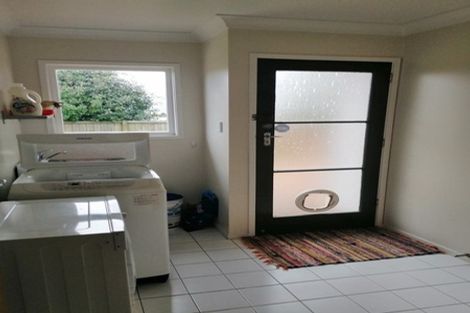 Photo of property in 1 Walnut Place, Owhata, Rotorua, 3010