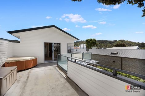 Photo of property in 10 Marine Avenue, Waihi Beach, 3611