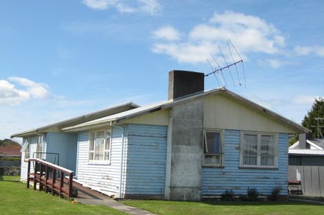 Photo of property in 4 Churchill Avenue, Wairoa, 4108