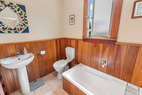 Photo of property in 174 Raeburne Street, Te Awamutu, 3800