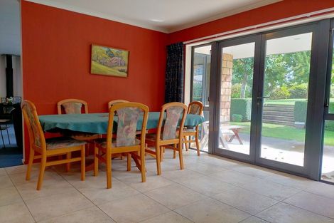 Photo of property in 15 Guinane Street, Dannevirke, 4930