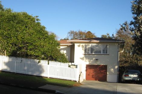 Photo of property in 5 Tomlinson Street, Hillpark, Auckland, 2102