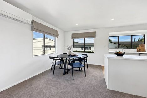 Photo of property in 10 Antonia Place, Kinloch, Taupo, 3377