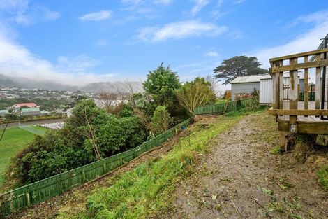 Photo of property in 44a Taylor Terrace, Tawa, Wellington, 5028