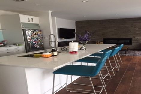 Photo of property in 11 Bickerton Rise, Churton Park, Wellington, 6037