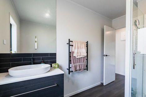 Photo of property in 97a Ireland Road, Mount Wellington, Auckland, 1060