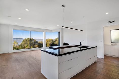 Photo of property in 66 Seacrest Drive, West Harbour, Auckland, 0618