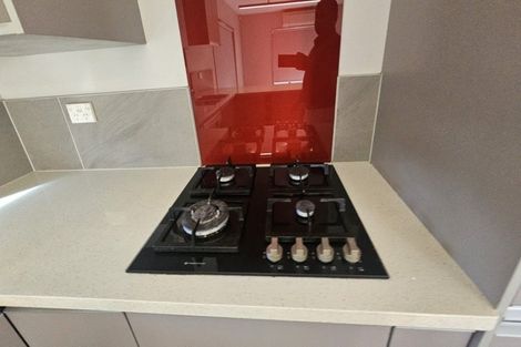 Photo of property in 7 View Road, Mangere, Auckland, 2022