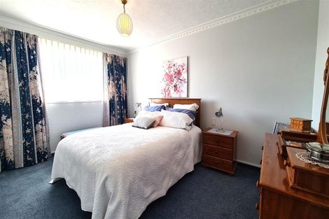 Photo of property in 21 Juniper Place, Burnside, Christchurch, 8053