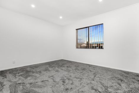 Photo of property in 1/8 Templeton Place, Clendon Park, Auckland, 2103