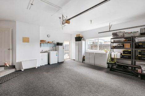 Photo of property in 587 Grenada Street, Papamoa Beach, Papamoa, 3118