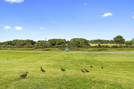 Photo of property in 64 Butterworth Crescent, Papamoa Beach, Papamoa, 3118