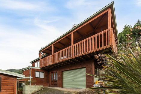 Photo of property in 7b Caples Place, Fernhill, Queenstown, 9300