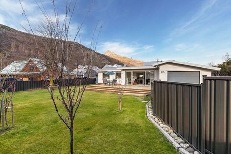 Photo of property in 19a Devon Street, Arrowtown, 9302