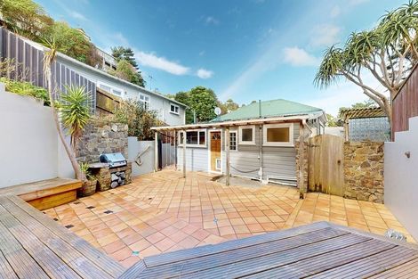 Photo of property in 59 Jackson Street, Island Bay, Wellington, 6023
