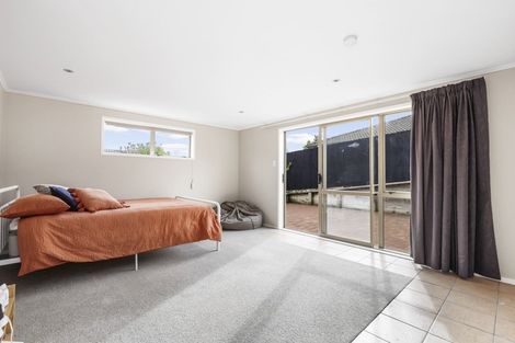 Photo of property in 40 Greenfield Drive, Western Heights, Hamilton, 3200