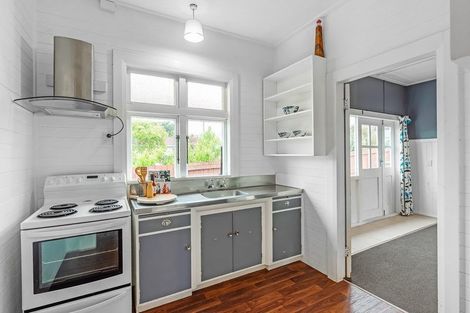 Photo of property in 10 Parakai Street, Paraparaumu, 5032