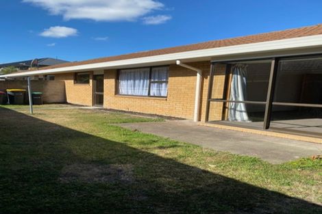 Photo of property in 2/7 Clipston Place, Halswell, Christchurch, 8025