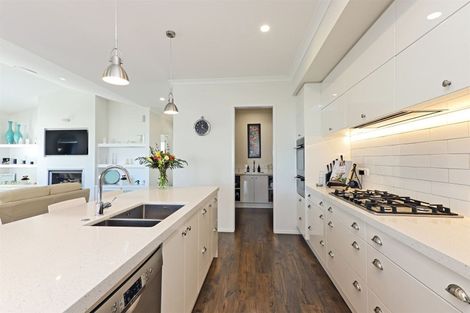 Photo of property in 49 Arataki Road, Havelock North, 4130