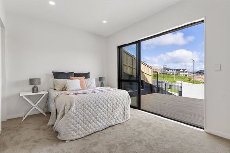 Photo of property in 13 Bremner Ridge Street, Flat Bush, Auckland, 2019