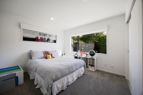 Photo of property in 38 Lumbarda Drive, Kumeu, 0810
