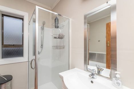 Photo of property in 2/65 Northcote Road, Northcote, Christchurch, 8052