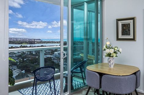 Photo of property in Sentinel Apartments, 1705/3 Northcroft Street, Takapuna, Auckland, 0622