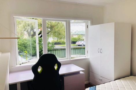 Photo of property in 9 Lambeth Road, Mount Eden, Auckland, 1041