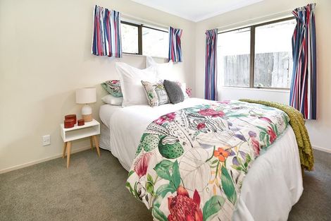 Photo of property in 59 Elliston Crescent, Stanmore Bay, Whangaparaoa, 0932