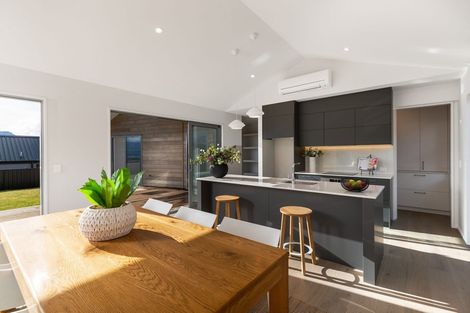 Photo of property in 8 The Heights Avenue, Wanaka, 9305