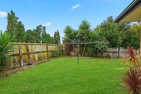 Photo of property in 14 Corsair Place, Melville, Hamilton, 3206
