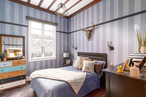 Photo of property in 5 Queen Street, Feilding, 4702