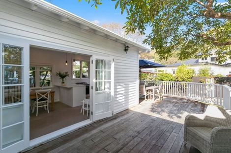 Photo of property in 6 Kowhai Street, Eastbourne, Lower Hutt, 5013