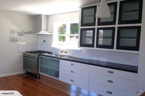 Photo of property in 76 Cressy Terrace, Lyttelton, 8082