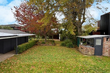 Photo of property in 12 Cashmere Road, Cashmere, Christchurch, 8022