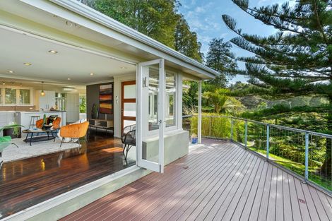 Photo of property in 1 Huia Road, Titirangi, Auckland, 0604