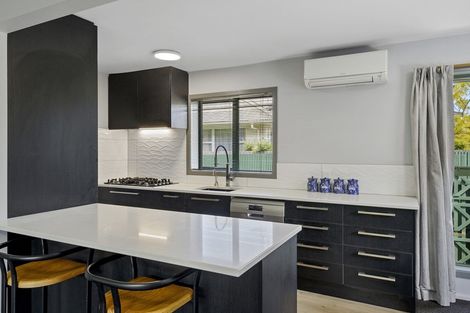 Photo of property in 76 Russley Road, Russley, Christchurch, 8042