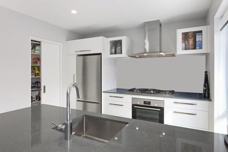 Photo of property in 13 Higgins Street, Woodend, 7610