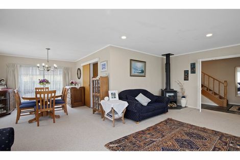 Photo of property in 6 Kuripaka Crescent, The Gardens, Auckland, 2105