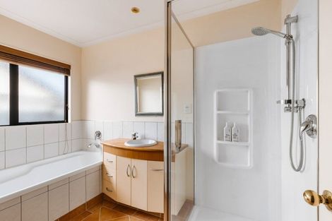 Photo of property in 91 Kahira Crescent, Papamoa Beach, Papamoa, 3118