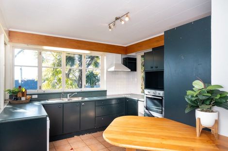 Photo of property in 61 Simla Avenue, Havelock North, 4130