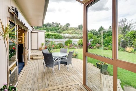 Photo of property in 16 Shirley Place, Bay View, Napier, 4104