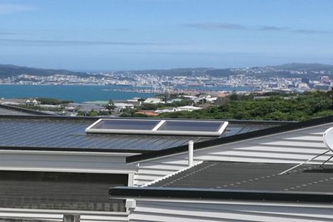 Photo of property in 38 Gurkha Crescent, Khandallah, Wellington, 6035