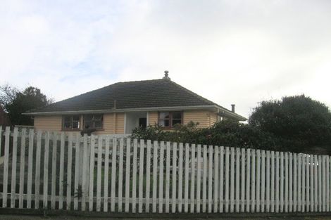 Photo of property in 17 Chew Place, Ranui, Porirua, 5024