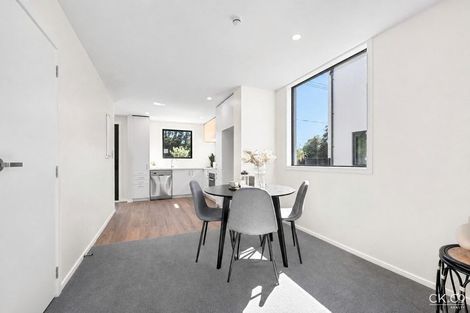 Photo of property in 10/130 Cambridge Terrace, Fairfield, Lower Hutt, 5011