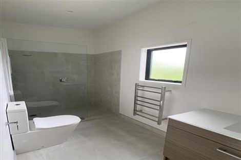 Photo of property in 11 Akarana Avenue, Mount Roskill, Auckland, 1041