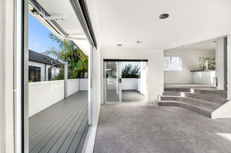 Photo of property in 2/36 Nihill Crescent, Mission Bay, Auckland, 1071